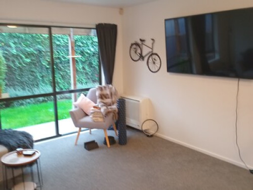 Nice home close to hills+shops - Gallery - 9