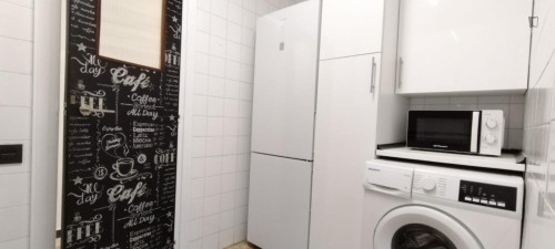 Homely single bedroom in the centre of Salamanca