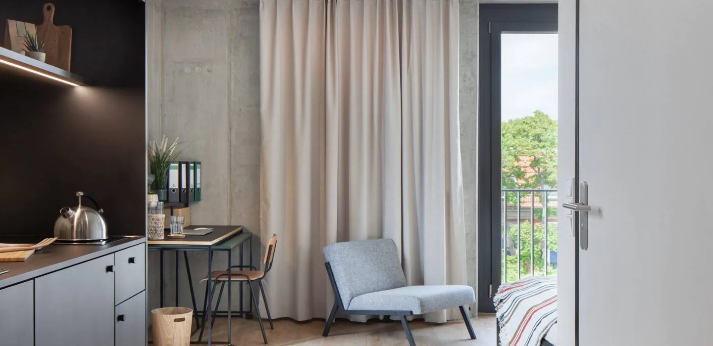 Deluxe Patio/ Balcony - Adlershof - Gallery - 4