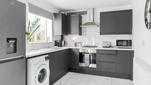 Whole 3 bedrooms apartment in Nottingham - Gallery - 9