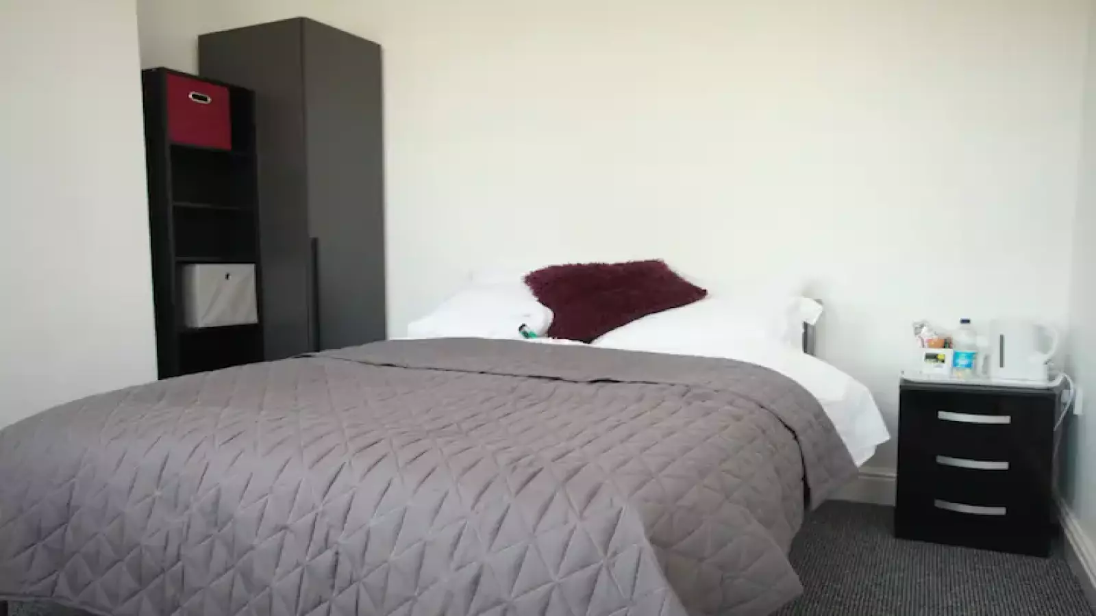 Room in shared apartment in Nottingham - Rooms
