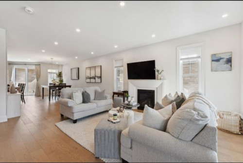 Norman Ave, North Bay