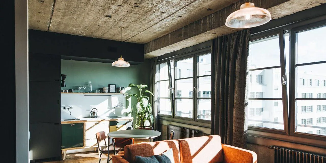 Neon Gold - Frankfurter Tor - Gallery - 7