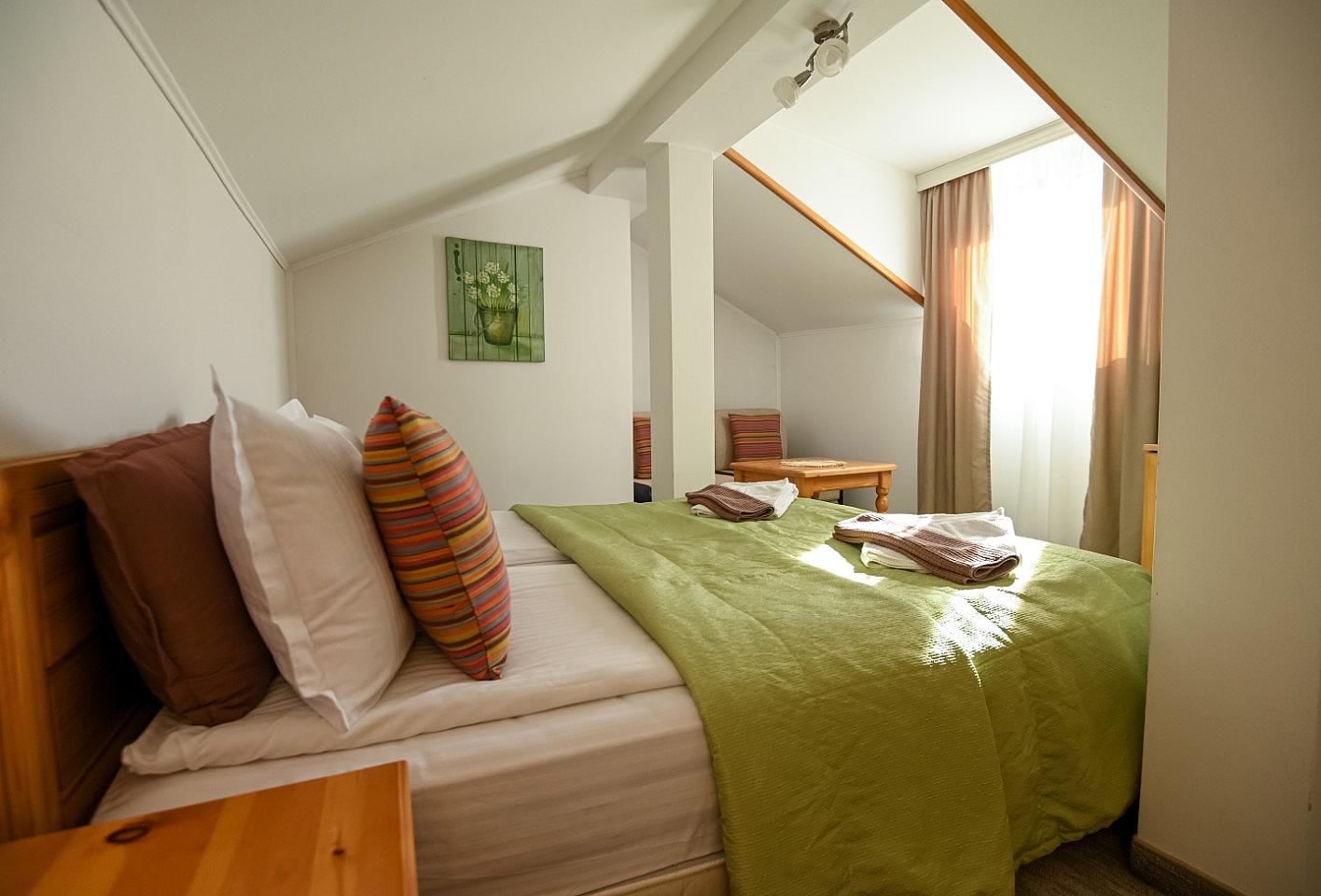  Private Ensuite  -  Engaging Coliving Retreat with Mountain Views Residence  - Gallery -  25