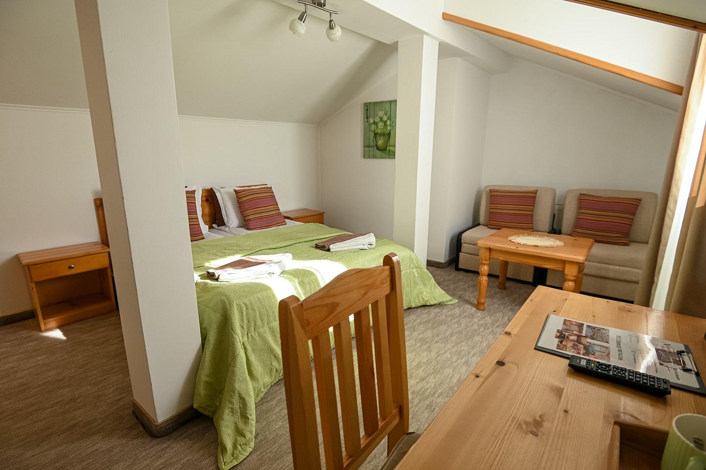  Private Ensuite  -  Engaging Coliving Retreat with Mountain Views Residence  - Gallery -  37