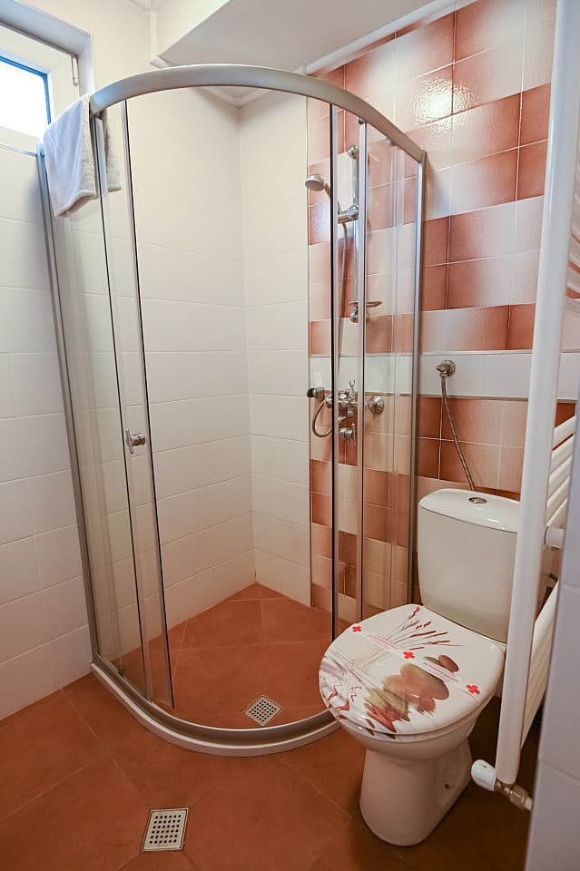  Premium Ensuite  -  Engaging Coliving Retreat with Mountain Views Residence  - Gallery -  24