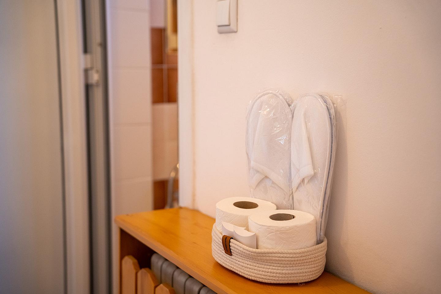  Premium Ensuite  -  Engaging Coliving Retreat with Mountain Views Residence  - Gallery -  23