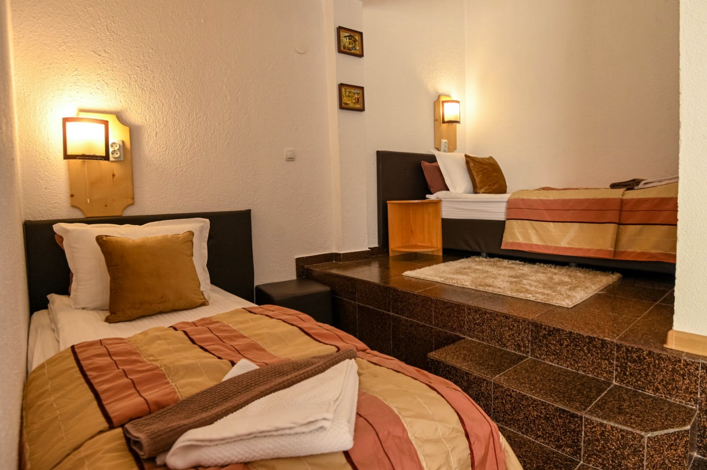 Apartment 2 Bedrooms (4 Guests)  -  Engaging Coliving Retreat with Mountain Views Residence  - Gallery -  3