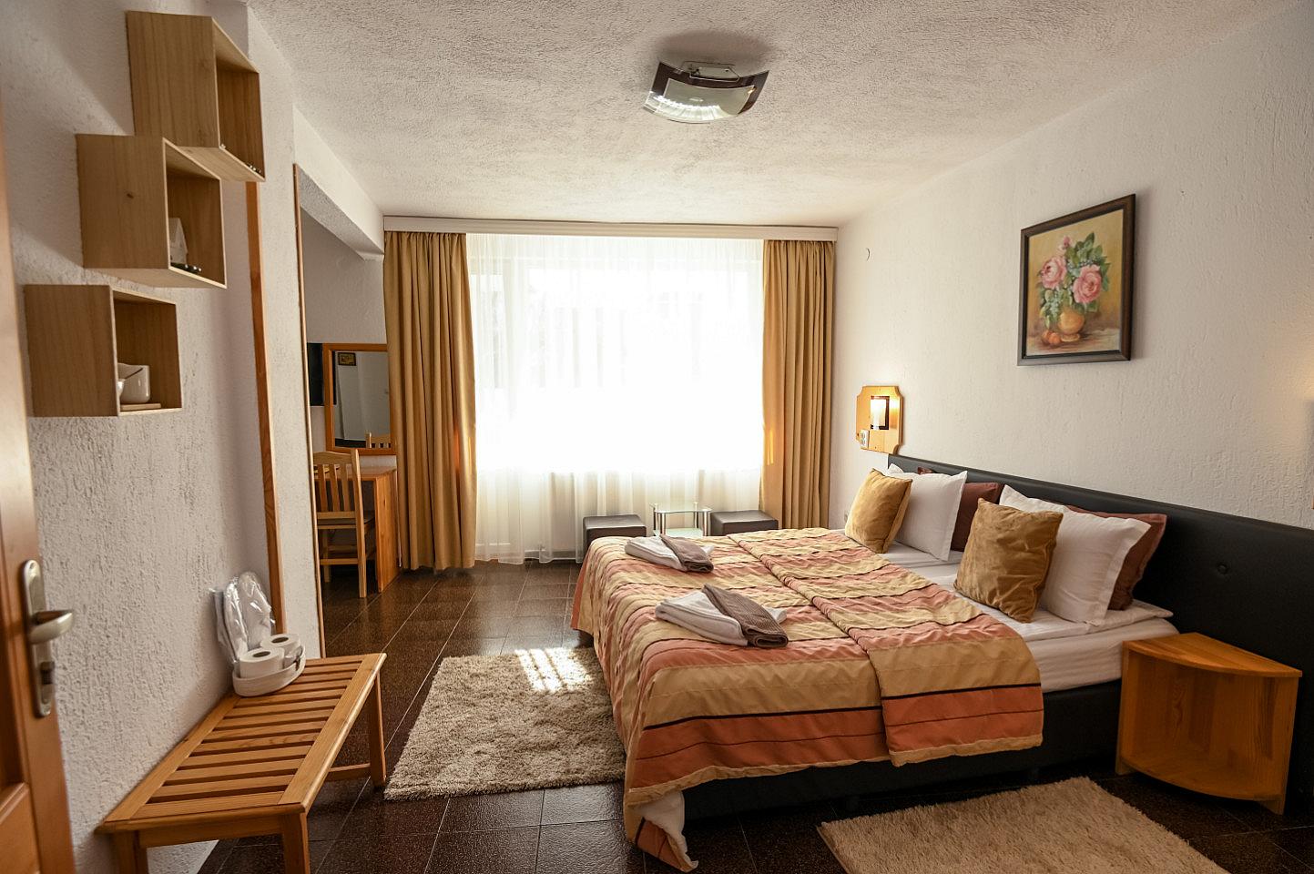  Apartment 2 Bedrooms (4 Guests)  -  Engaging Coliving Retreat with Mountain Views Residence  - Gallery -  19