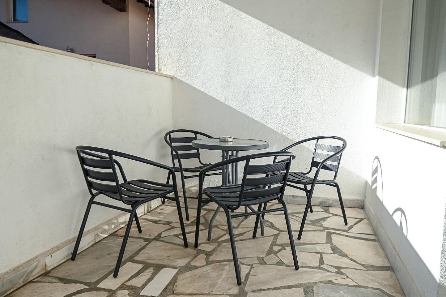  Apartment 2 Bedrooms (4 Guests)  -  Engaging Coliving Retreat with Mountain Views Residence  - Gallery -  18