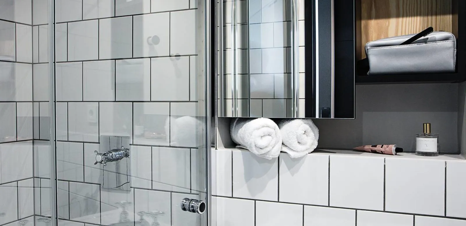 Deluxe - Mitte-Wedding - Gallery - 3