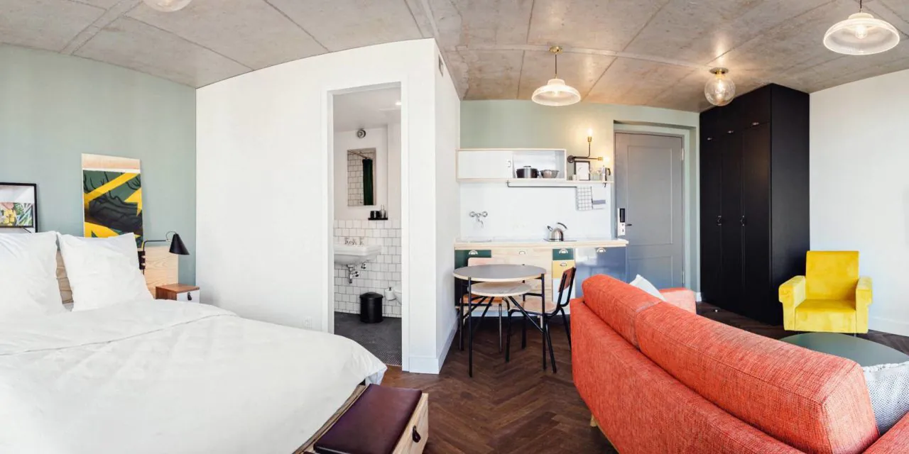 Neon Gold - Mitte-Wedding - Gallery - 6