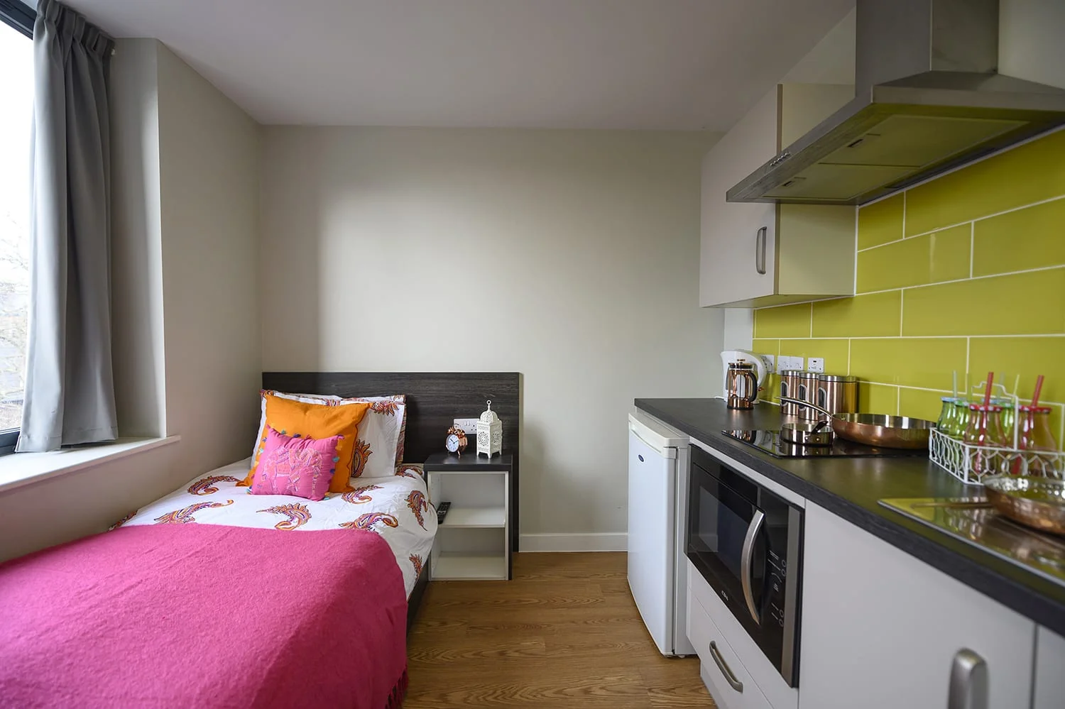 Premium Studio - Double Bed - 1