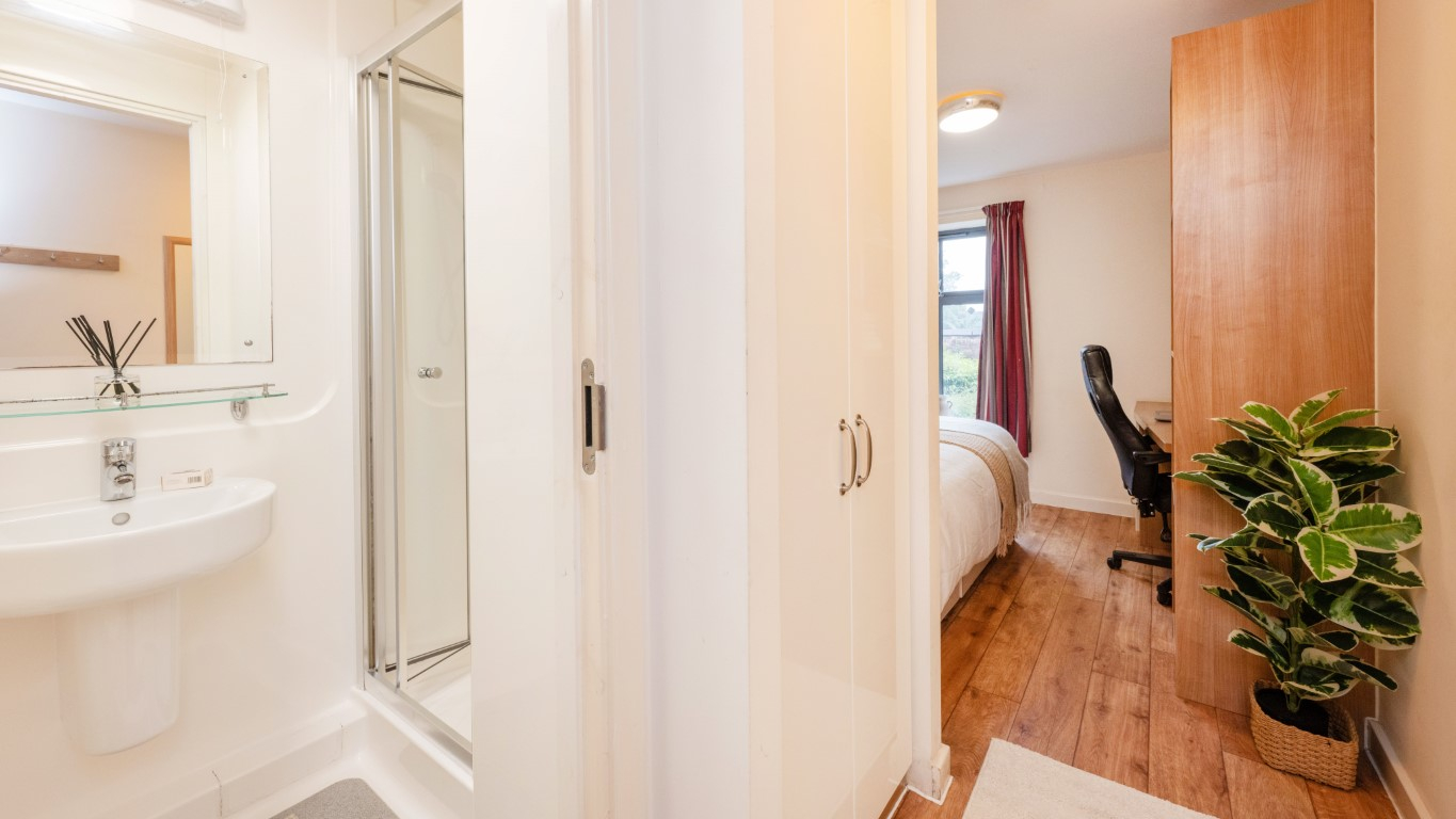 Bronze En-Suite - 7