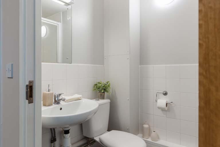  Gold Studio  -  North Court  - Gallery -  7