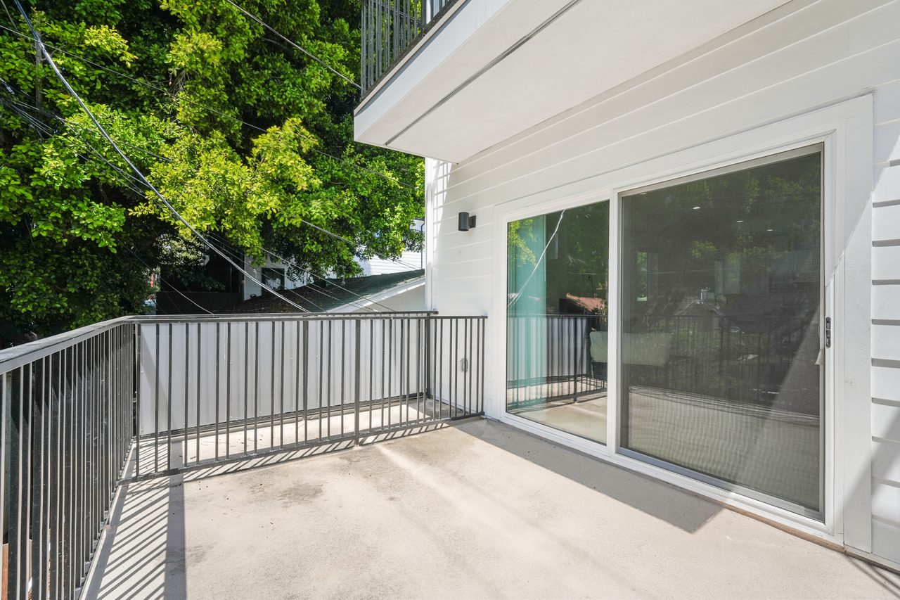 #1857: Hollywood - Queen Bedroom C - #1857: Hollywood - Gallery - 13