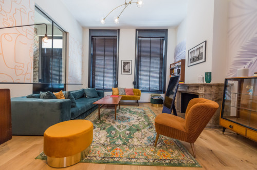 Luxury Modern House w/ Workspace + Terrace + Backyard