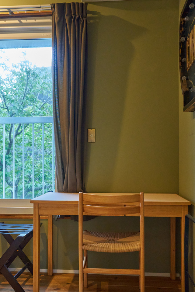  Private Room With Desk And Garden View  -  A Serene Traditional Japanese Residence  - Gallery -  7
