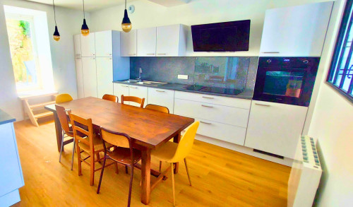 A cozy residence just 10 minutes walk away from the station