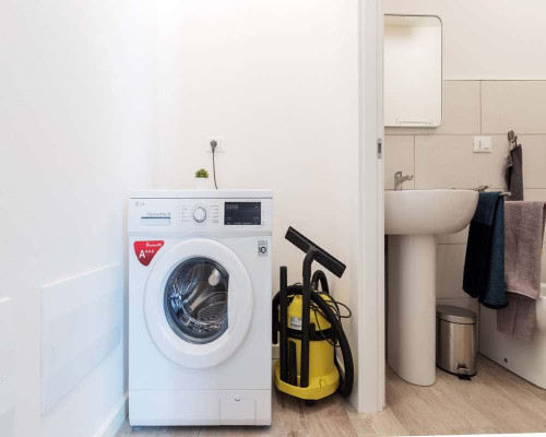 Appartamento in  Via Ermete Zacconi