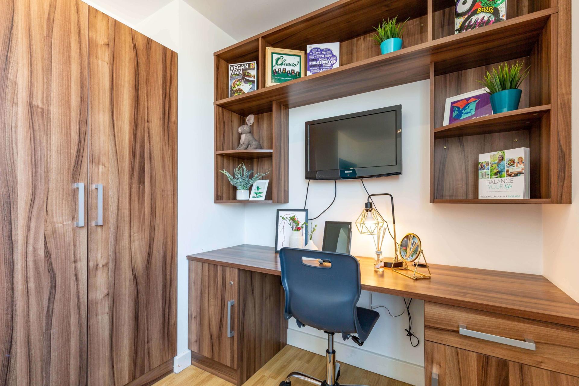  Medium Studio  -  King Square Studios  - Gallery -  6