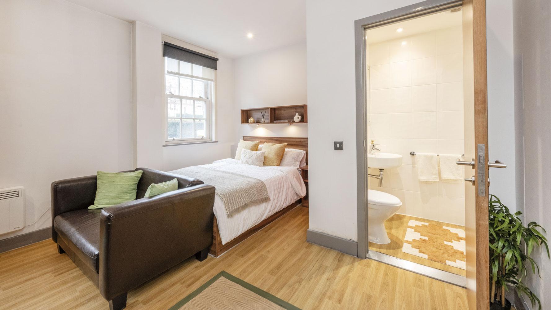 Large Studio - King Square Studios - Gallery - 24