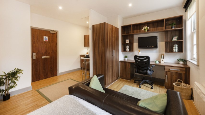  Large Studio  -  King Square Studios  - Gallery -  3