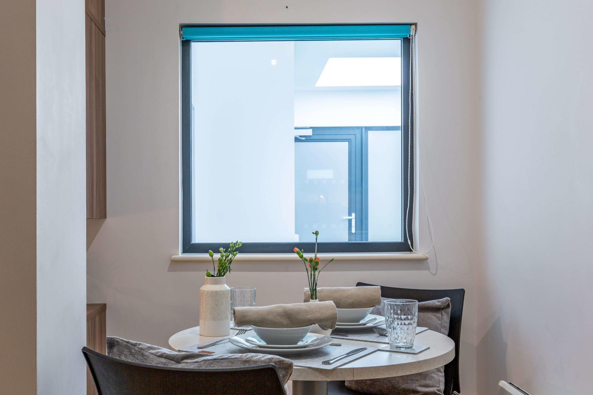 Studio With Bath - King Square Studios - Gallery - 3