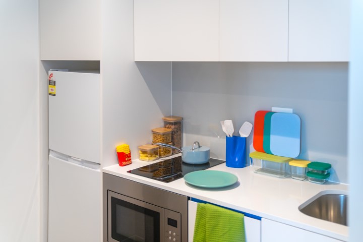  Signature Plus Studio, Double Bed With Standard View With Balcony  -  Scape Kensington  - Gallery -  6