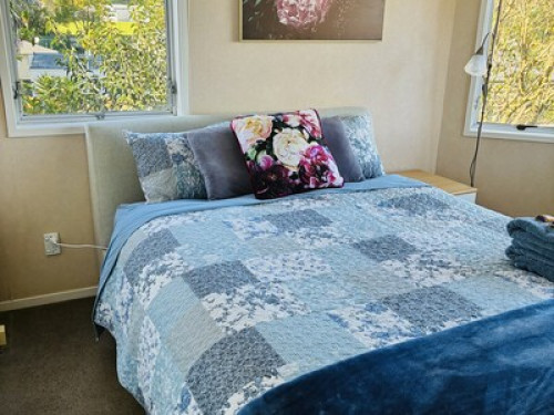 Cosy double bedroom, own bathroom