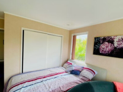 Cosy double bedroom, own bathroom - Gallery - 18
