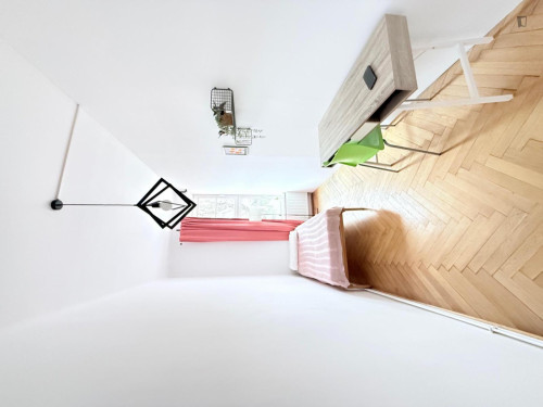 Beautiful room in the center