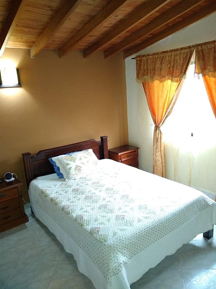Habitación A - Stunning Comfortable Coliving w/ BBQ + Terrace near Club El Rodeo - Gallery - 8