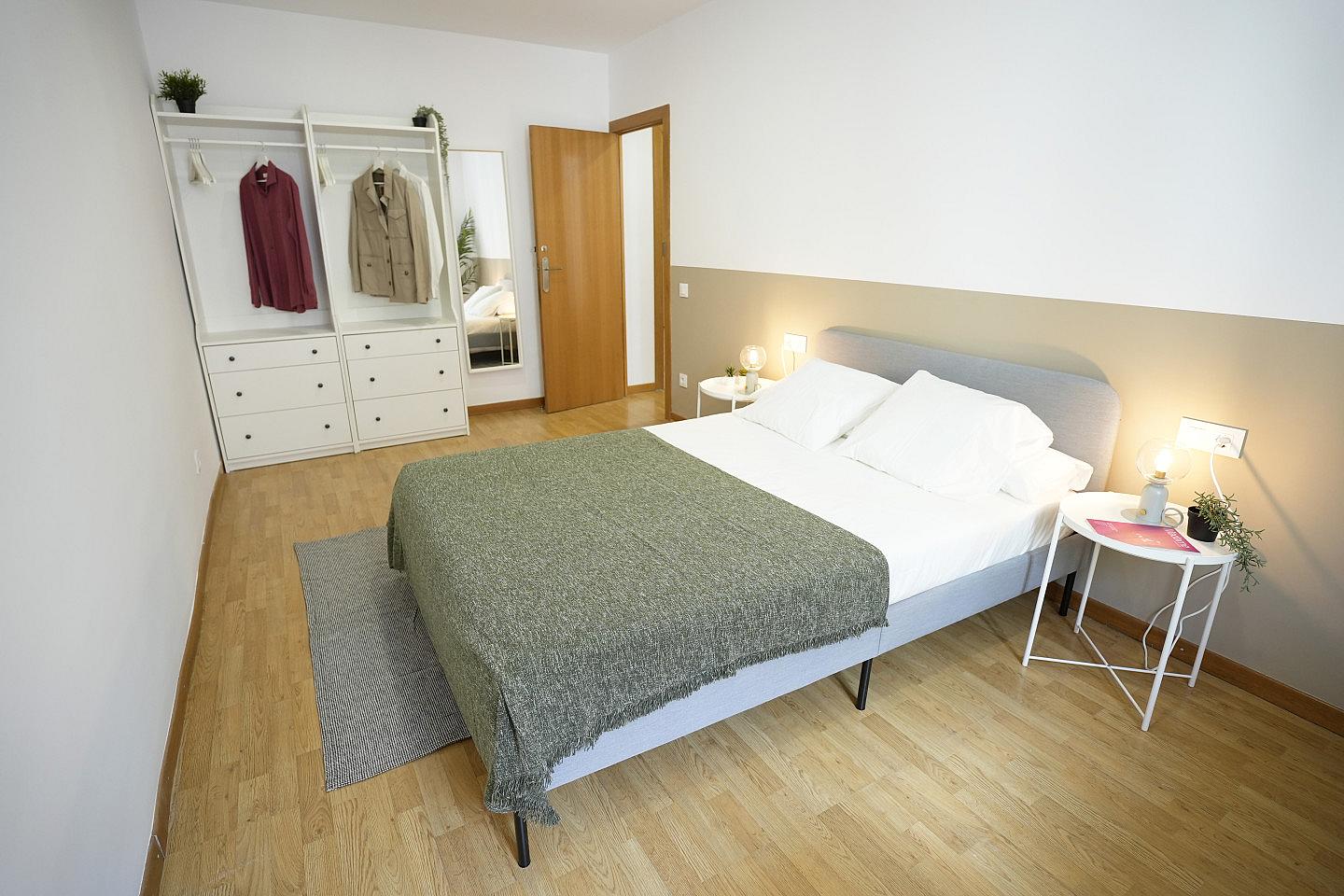 Large Double Room (Guardia Room 3) - 6