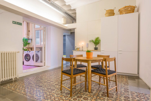 Spacious Designer Coliving Flat in the Heart of Ciutat Vella's Historic Gothic Quarter Apartment  - Gallery -  5