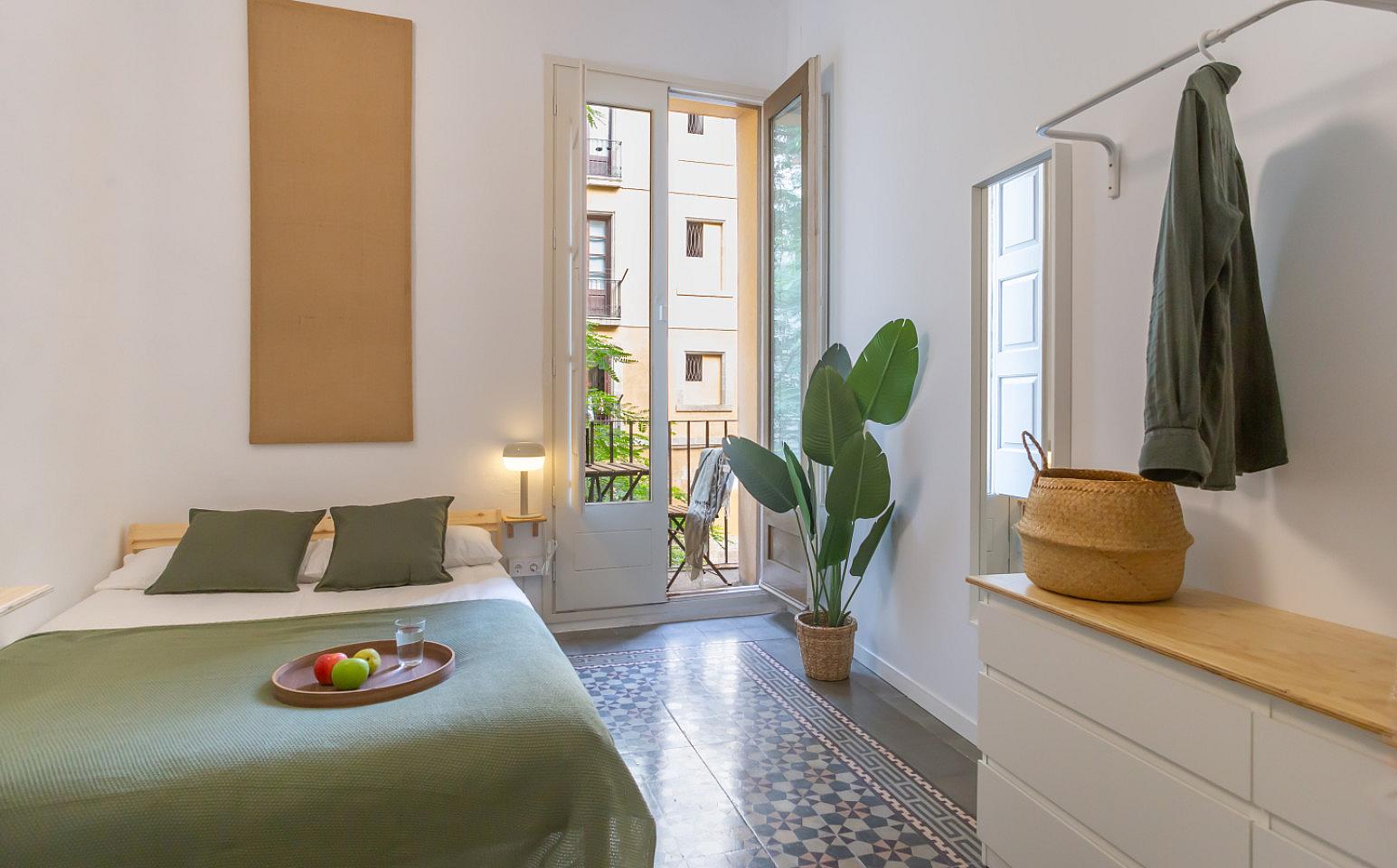 Bright Double Room (Born1) - Spacious Designer Coliving Flat in the Heart of Ciutat Vella's Historic Gothic Quarter Apartment - Gallery - 18