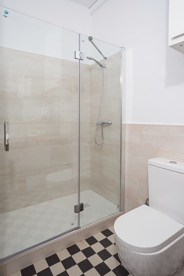 Bright Double Room (Born1) - Spacious Designer Coliving Flat in the Heart of Ciutat Vella's Historic Gothic Quarter Apartment - Gallery - 13