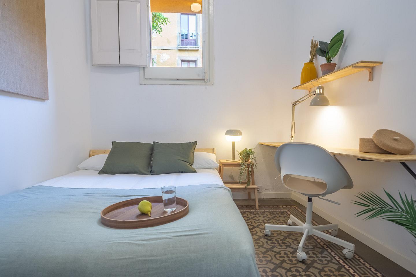 Centric Double Room (Born2) - Spacious Designer Coliving Flat in the Heart of Ciutat Vella's Historic Gothic Quarter Apartment - Gallery - 18