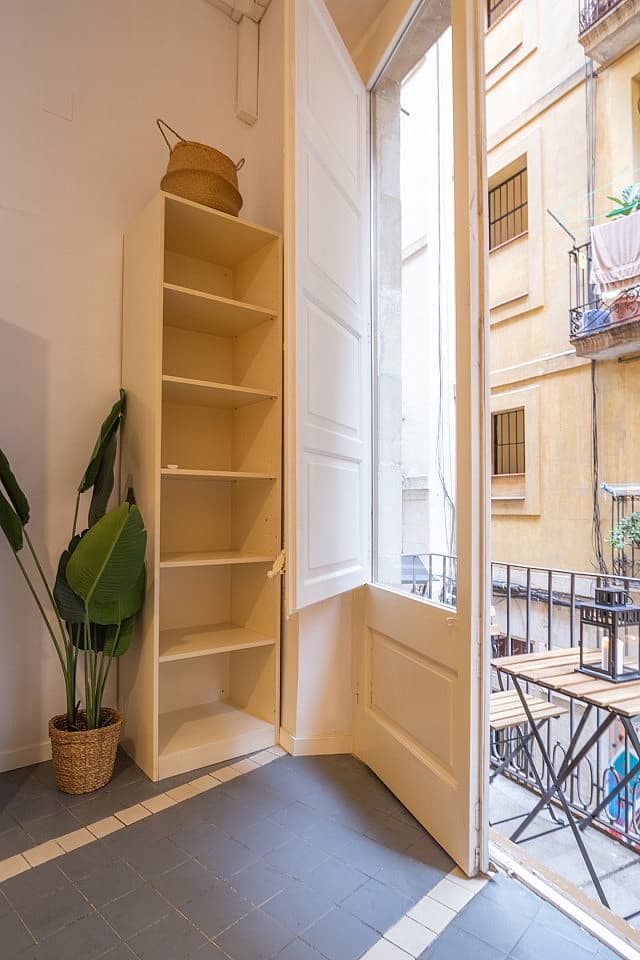 Double Room 2 (Born6) - Spacious Designer Coliving Flat in the Heart of Ciutat Vella's Historic Gothic Quarter Apartment - Gallery - 6