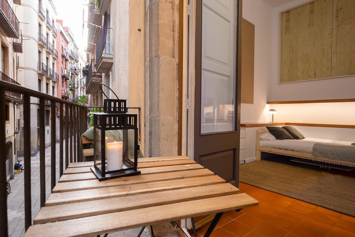 Huge Double Room (Born7/8) - Spacious Designer Coliving Flat in the Heart of Ciutat Vella's Historic Gothic Quarter Apartment - Gallery - 24
