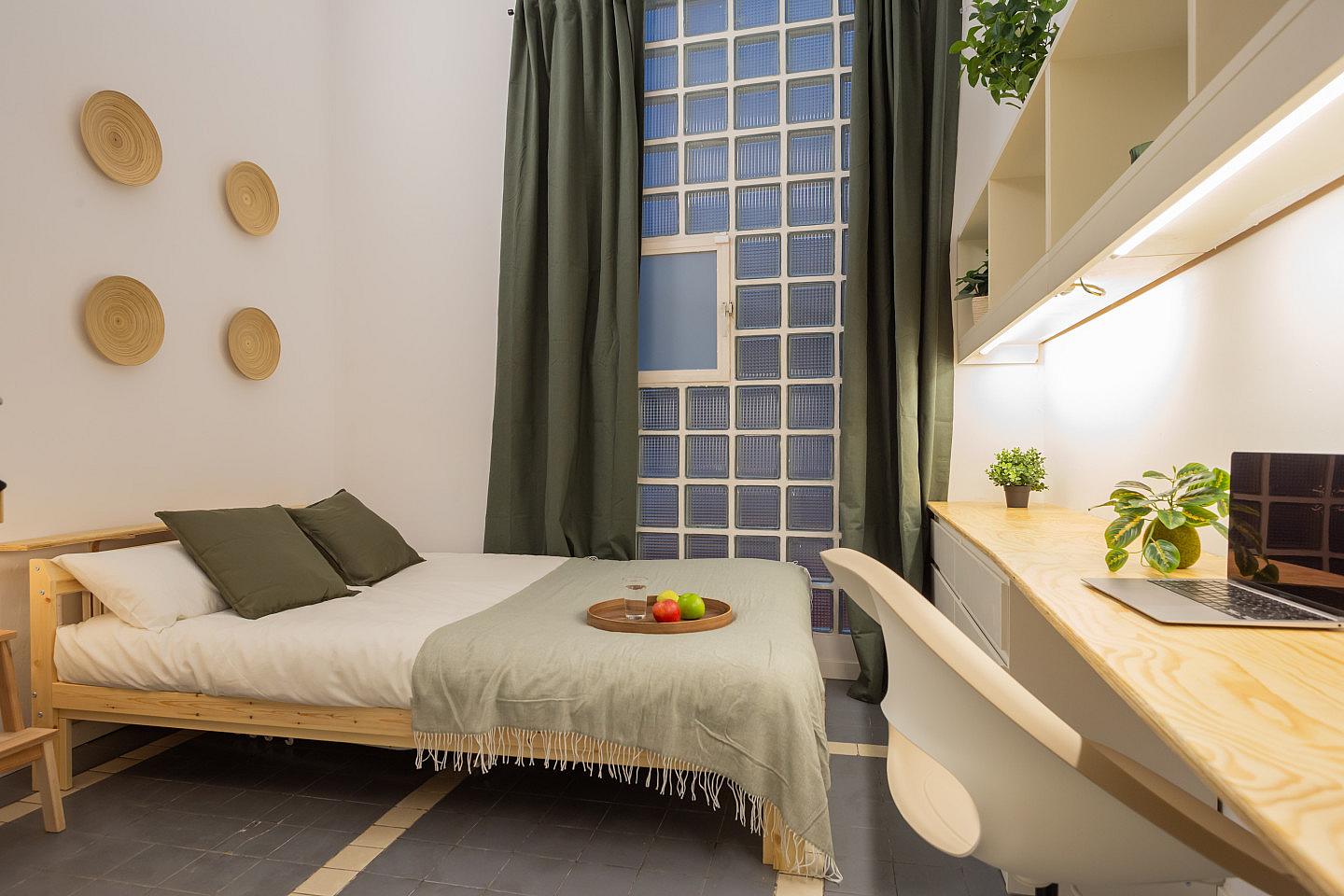 High Ceiling Double Room (Born9) - Spacious Designer Coliving Flat in the Heart of Ciutat Vella's Historic Gothic Quarter Apartment - Gallery - 10