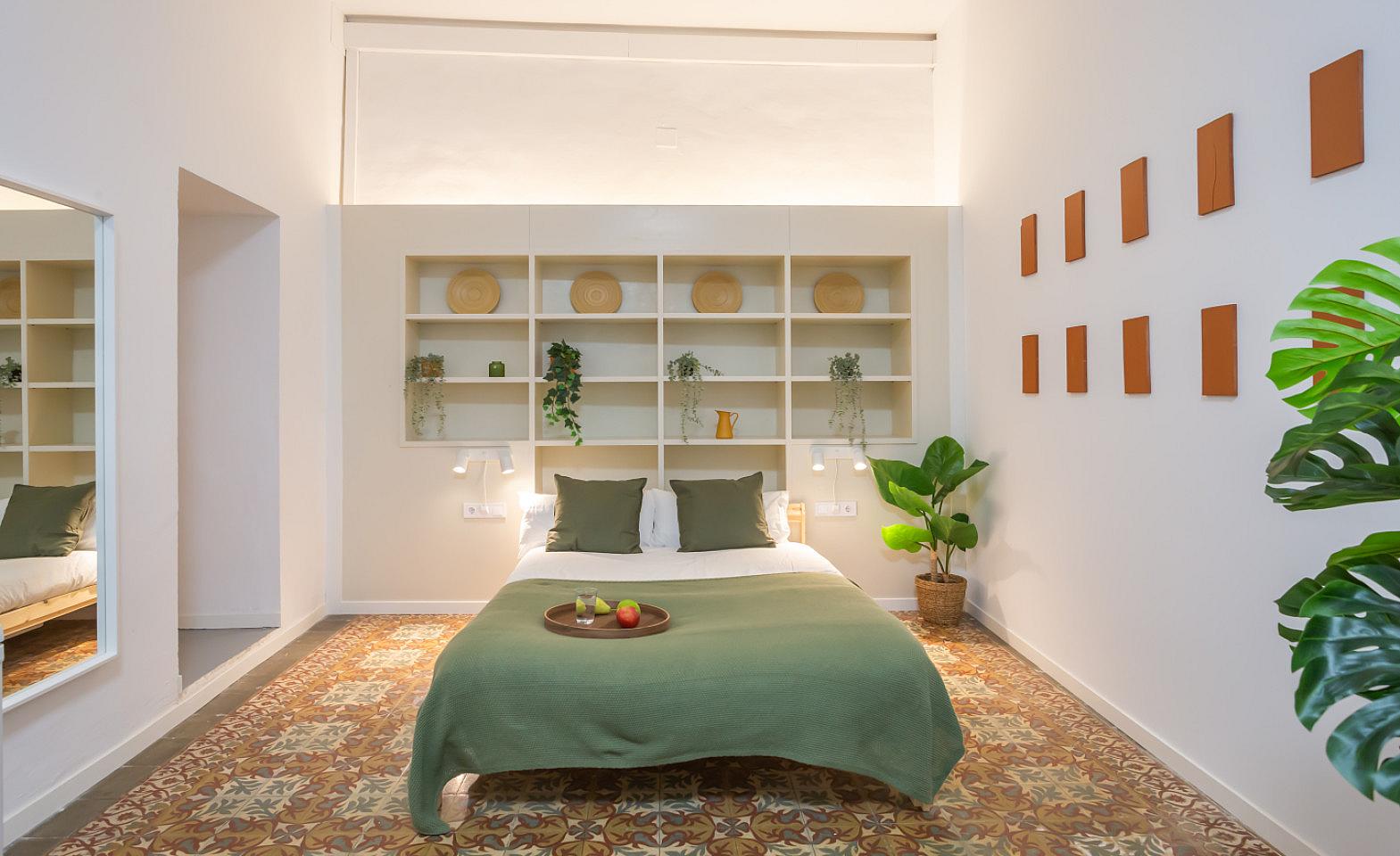 Large Private Studio (Born10) - Spacious Designer Coliving Flat in the Heart of Ciutat Vella's Historic Gothic Quarter Apartment - Gallery - 1