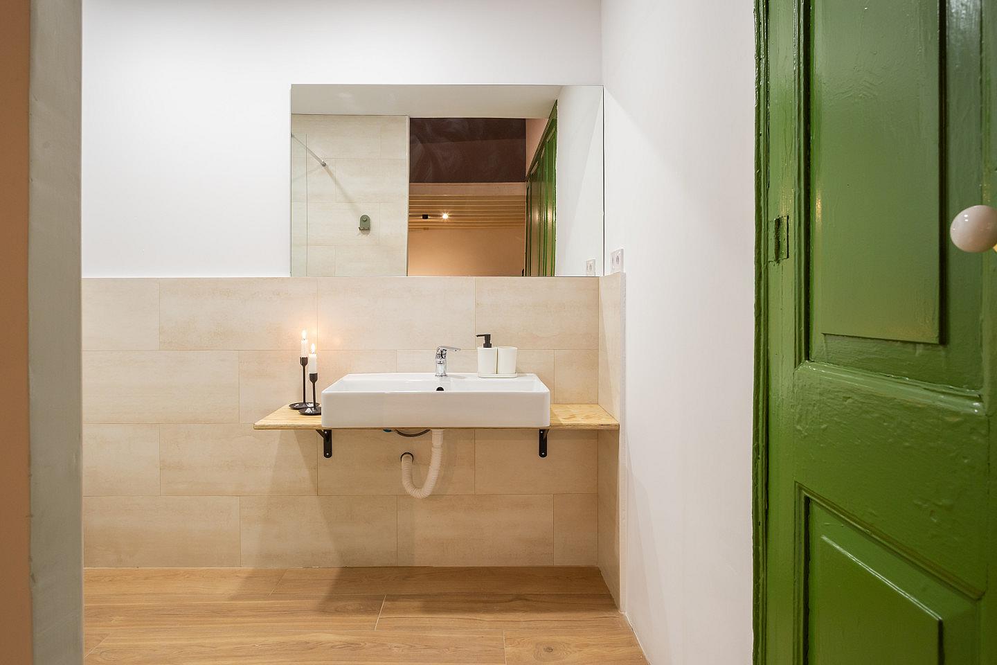 Large Private Studio (Born10) - Spacious Designer Coliving Flat in the Heart of Ciutat Vella's Historic Gothic Quarter Apartment - Gallery - 60