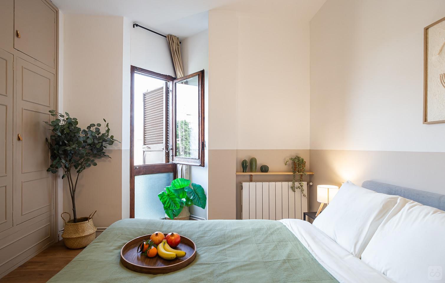 Spacious Double Room With Views (Ganduxer Room 6) - Brightly Renovated Coliving Space with Scenic Views in Elegant Sarrià-Sant Gervasi Apartment - Gallery - 5