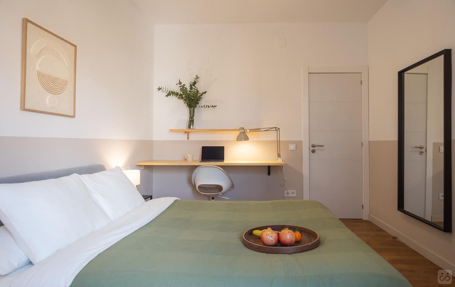Spacious Double Room With Views (Ganduxer Room 6) - Brightly Renovated Coliving Space with Scenic Views in Elegant Sarrià-Sant Gervasi Apartment - Gallery - 4