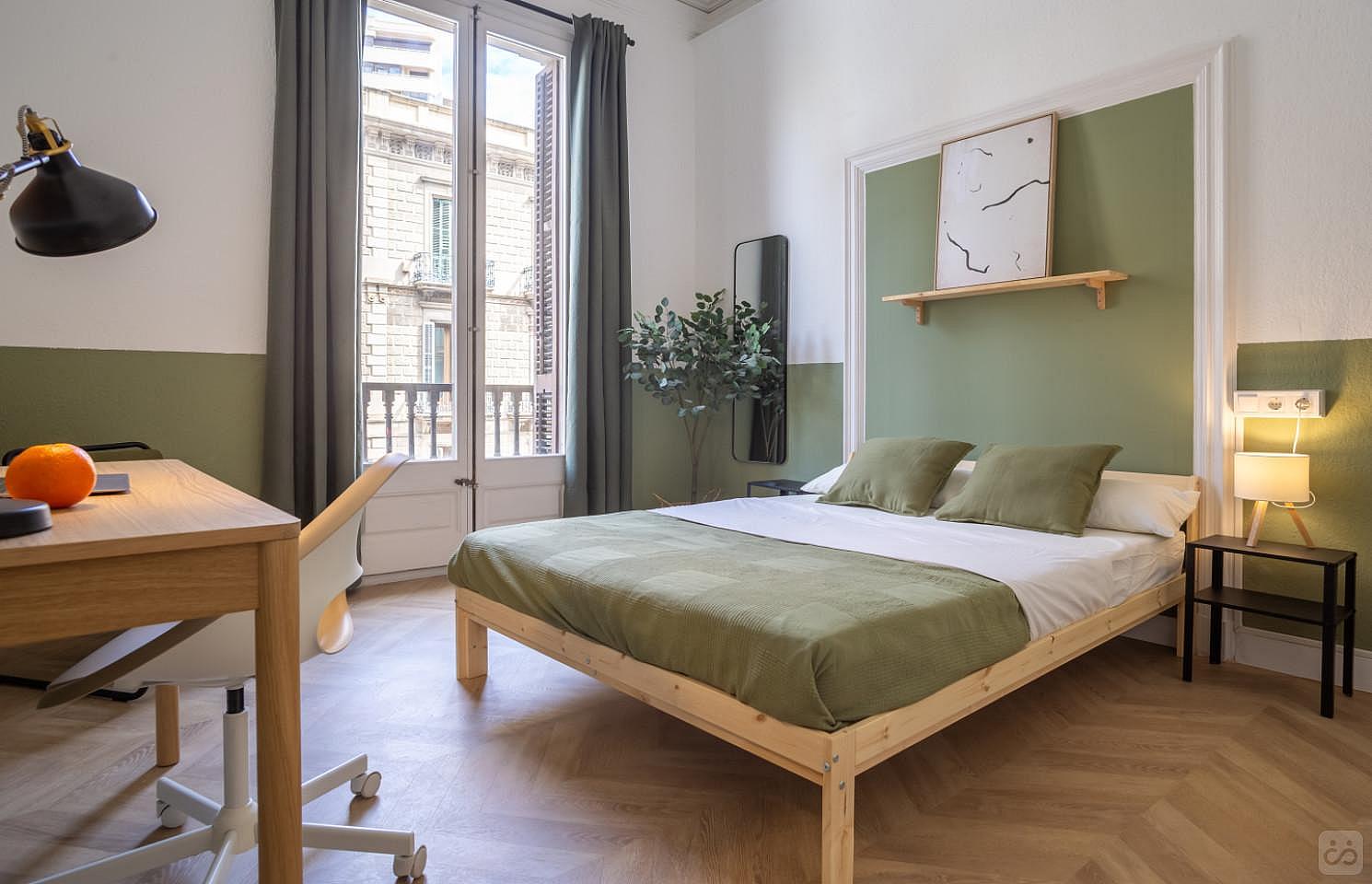  Large Double Room (Laietana, Room 2)  -  Laietana Home  - Gallery -  3