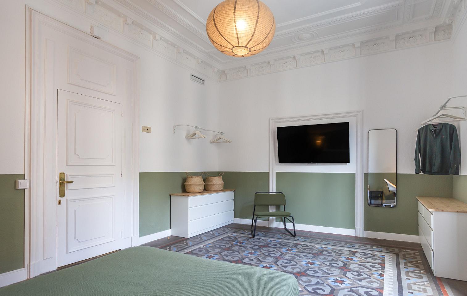  Large Double Room (Laietana, Room 3)  -  Laietana Home  - Gallery -  8