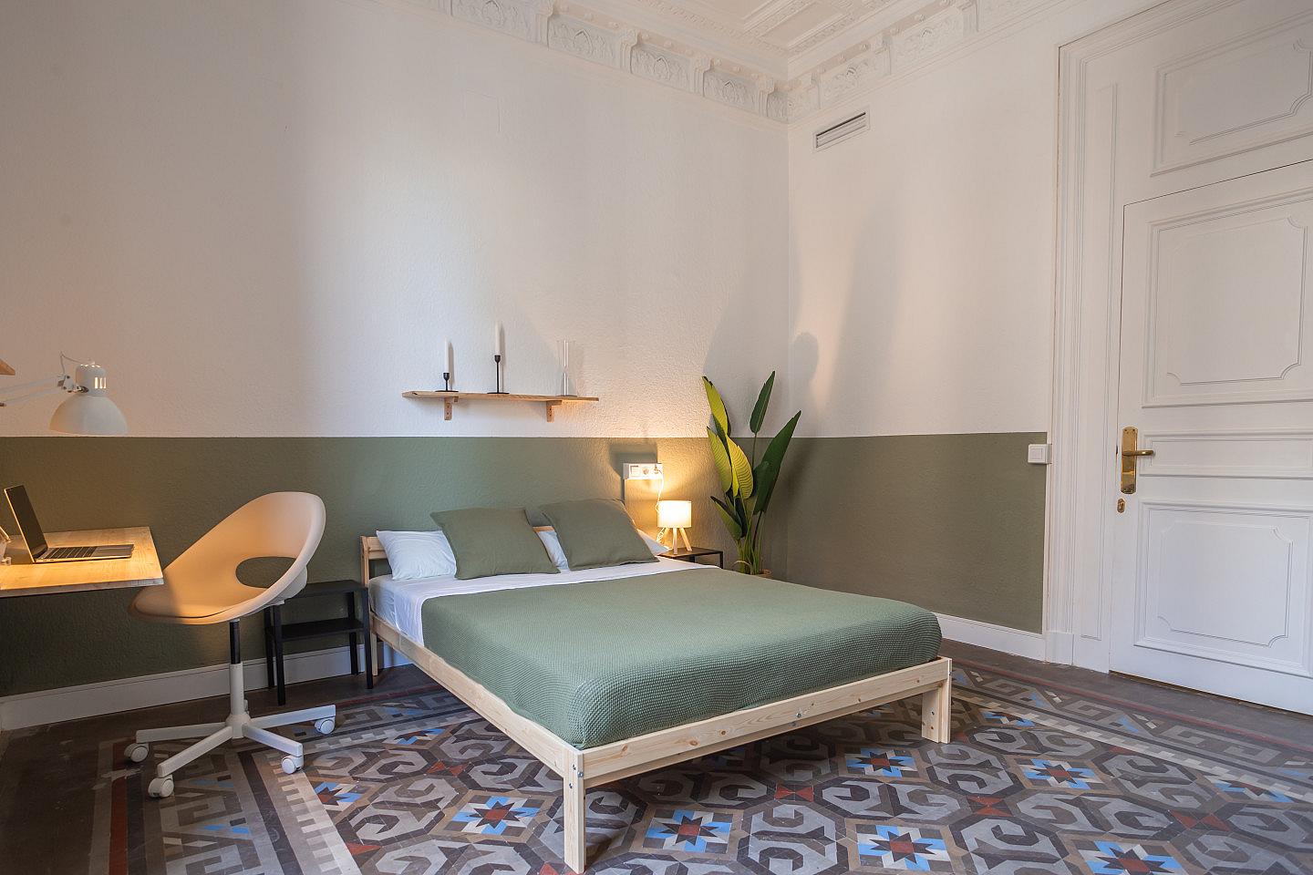  Large Double Room (Laietana, Room 3)  -  Laietana Home  - Gallery -  7