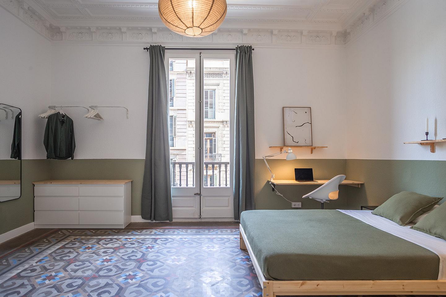  Large Double Room (Laietana, Room 3)  -  Laietana Home  - Gallery -  3