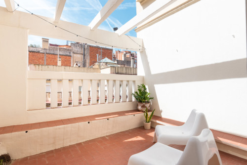 Luxurious Penthouse Coliving with Terraces in Elegant Sant Gervasi Apartment  - Gallery -  5